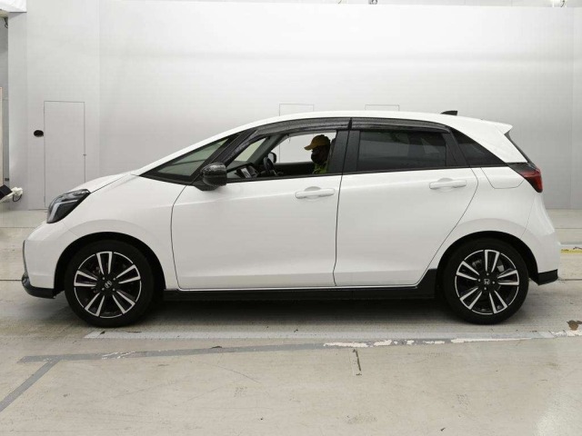 Honda FIT 2023 7741328-4