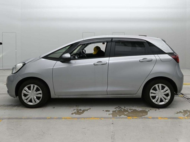 Honda FIT 2024 7741330-4