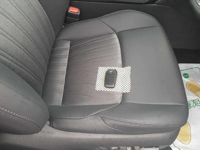 Toyota HARRIER 2023 7744696-10