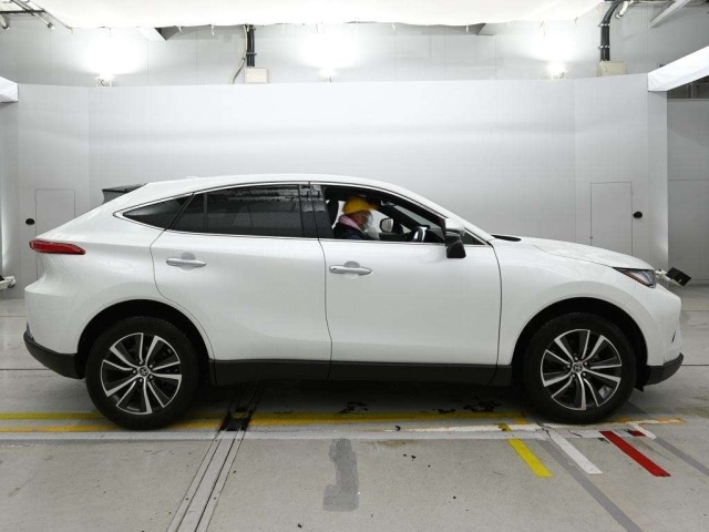 Toyota HARRIER 2023 7744696-3