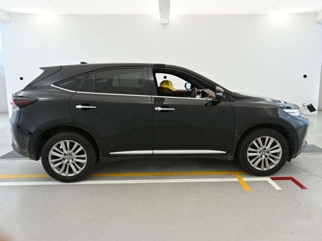 Toyota HARRIER 2020 7744711-3