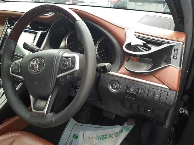 Toyota HARRIER 2020 7744711-9
