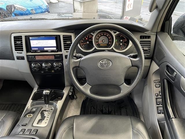 Toyota HILUX SURF 2005 7739060-17