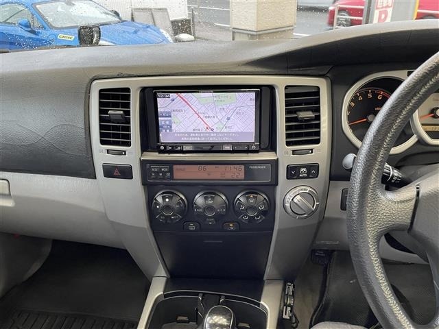 Toyota HILUX SURF 2005 7739060-22