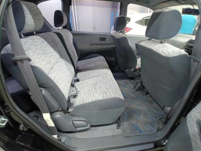 Toyota IPSUM 1999 7741563-12