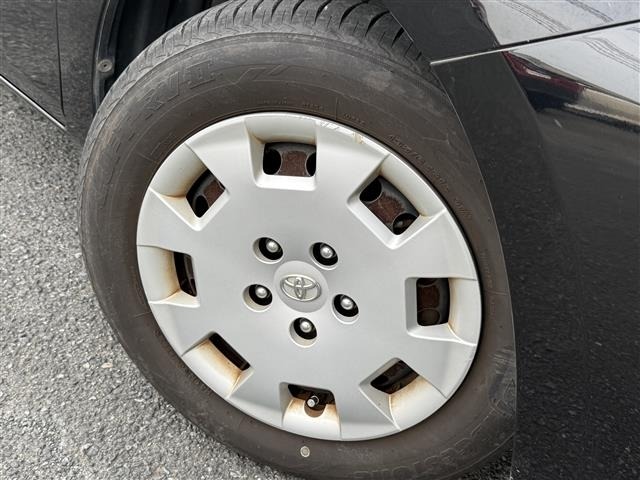 Toyota ISIS 2013 7732590-16