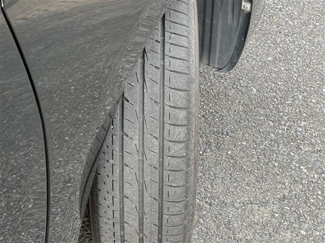 Toyota ISIS 2013 7732590-3