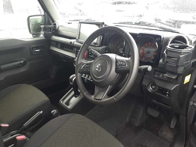 Suzuki JIMNY SIERRA 2022 7741032-9