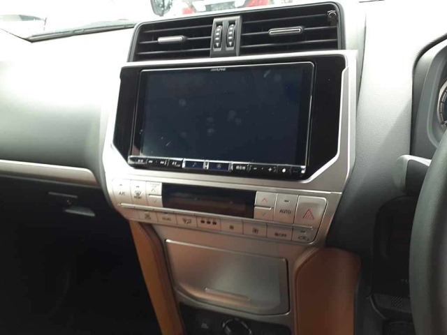 Toyota LAND CRUISER PRADO 2022 7741938-12