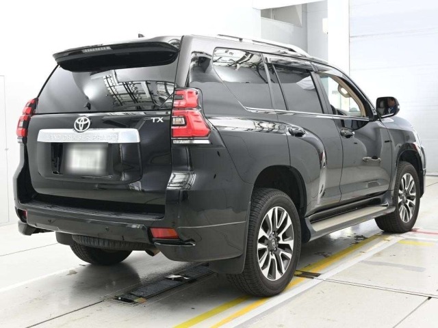 Toyota LAND CRUISER PRADO 2023 7741946-1
