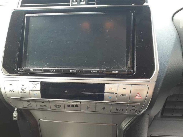 Toyota LAND CRUISER PRADO 2017 7741947-12