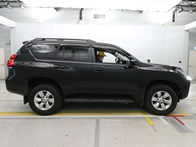 Toyota LAND CRUISER PRADO 2017 7741947-3
