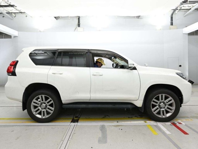 Toyota LAND CRUISER PRADO 2021 7741963-3