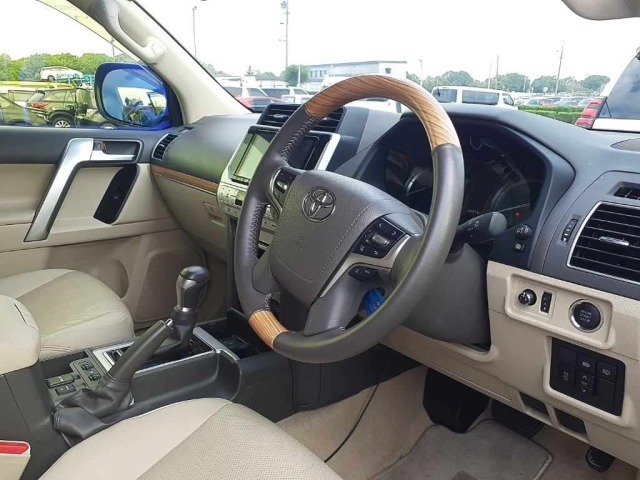 Toyota LAND CRUISER PRADO 2021 7741965-9