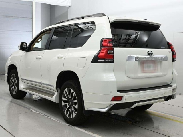 Toyota LAND CRUISER PRADO 2023 7741974-6