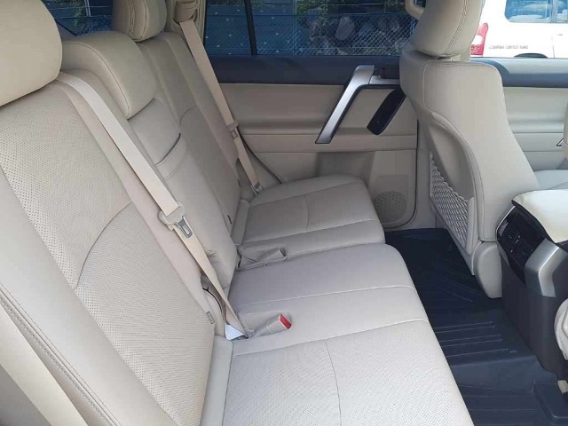Toyota LAND CRUISER PRADO 2023 7741975-11