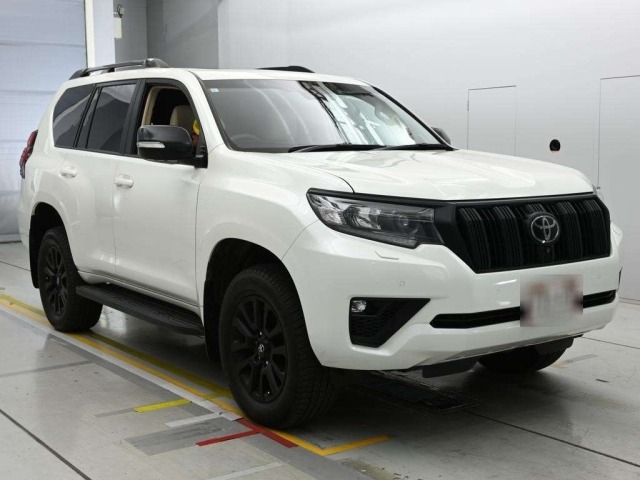 Toyota LAND CRUISER PRADO 2023 7741975-5