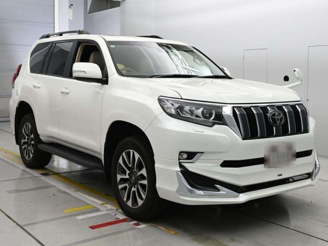Toyota LAND CRUISER PRADO 2023 7741995-5