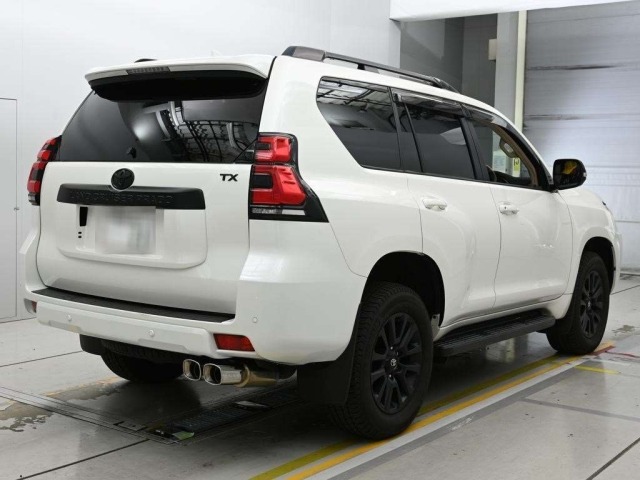 Toyota LAND CRUISER PRADO 2022 7742002-1