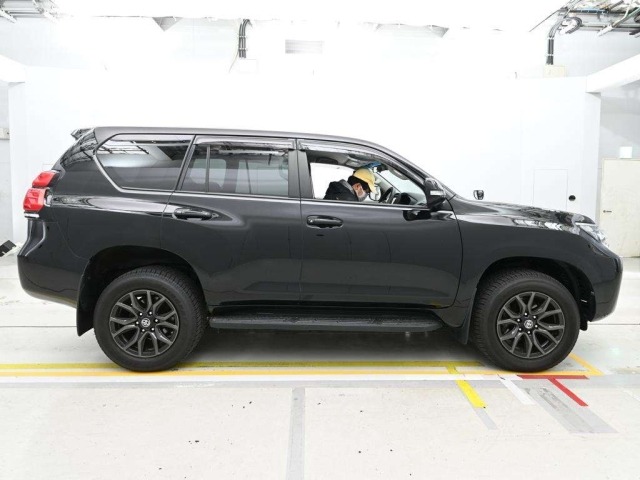 Toyota LAND CRUISER PRADO 2018 7742003-3