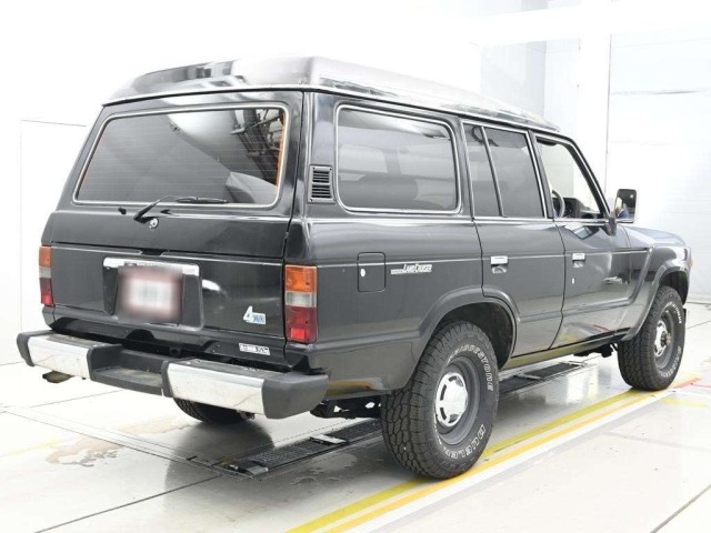 Toyota LAND CRUISER 1986 7740658-1