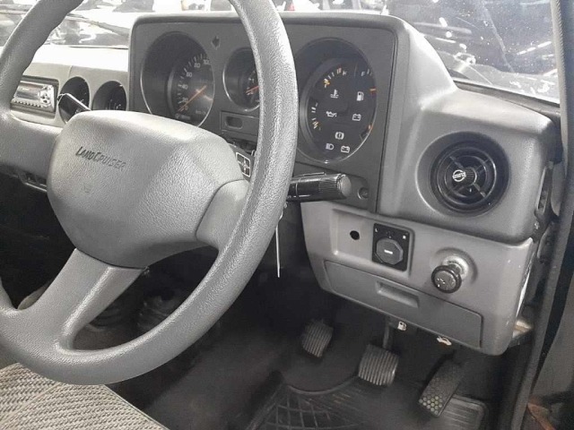 Toyota LAND CRUISER 1986 7740658-9