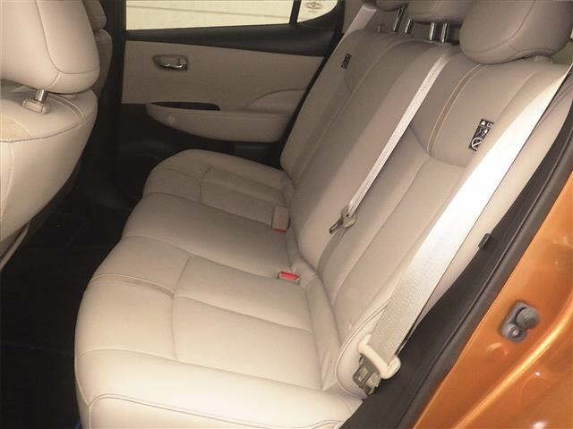 Nissan LEAF 2018 7740624-7