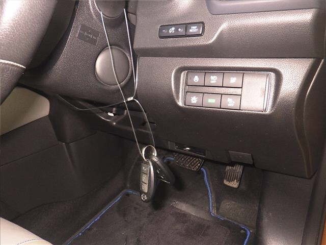 Nissan LEAF 2018 7740624-8