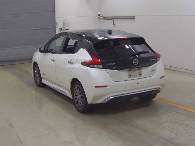 Nissan LEAF 2021 7740628-1