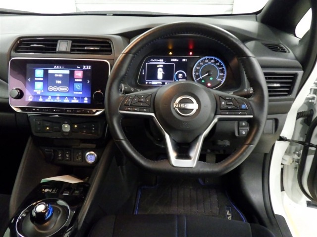 Nissan LEAF 2022 7740636-5