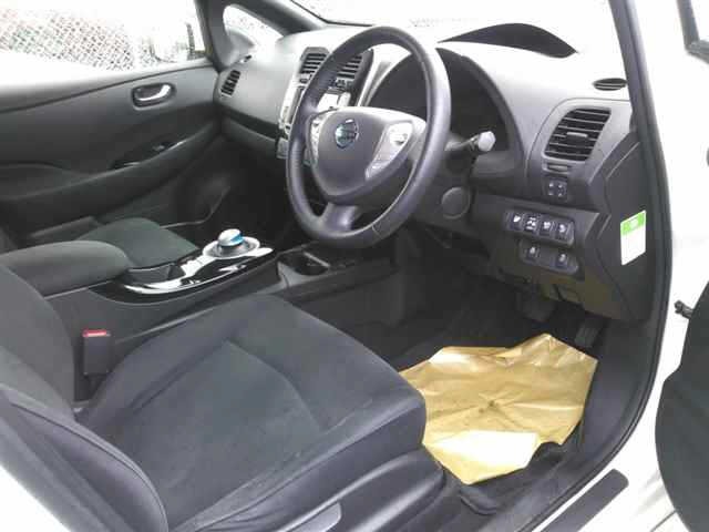 Nissan LEAF 2017 7740638-3