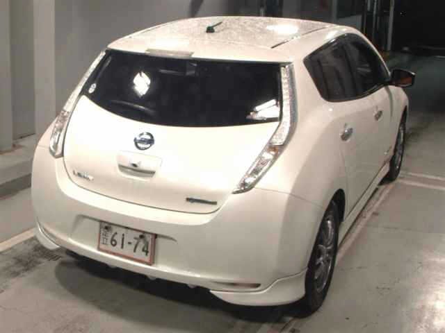 Nissan LEAF 2017 7740638-5