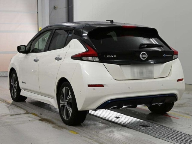 Nissan LEAF 2018 7740671-6