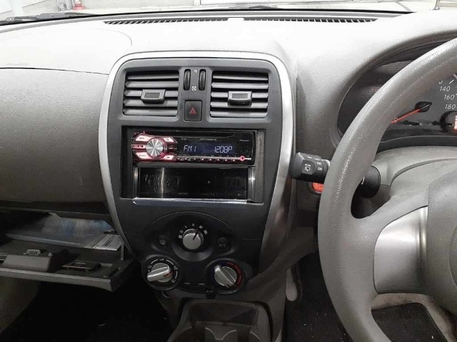 Nissan MARCH 2017 7745054-9