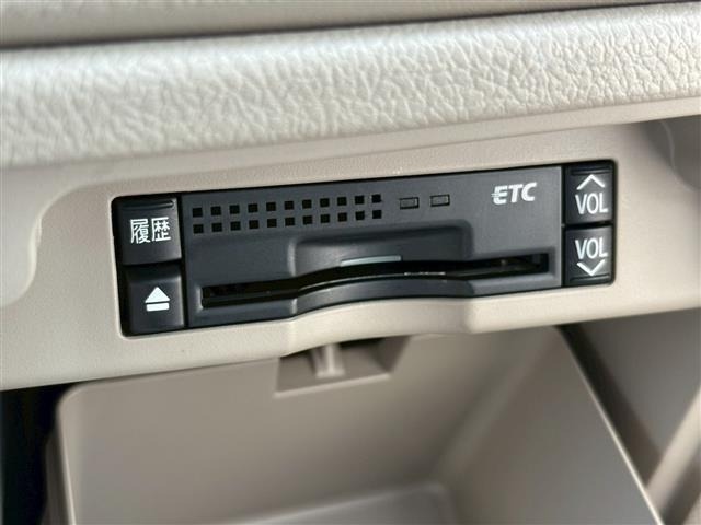 Toyota NOAH 2010 7737938-19