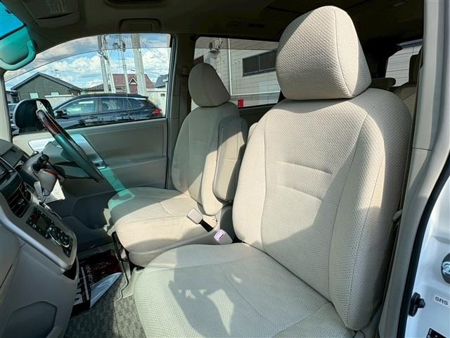 Toyota NOAH 2010 7737938-2