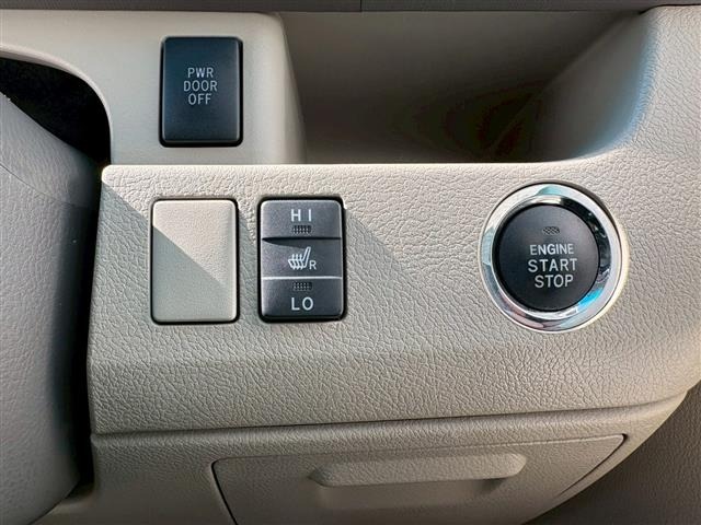 Toyota NOAH 2010 7737938-21