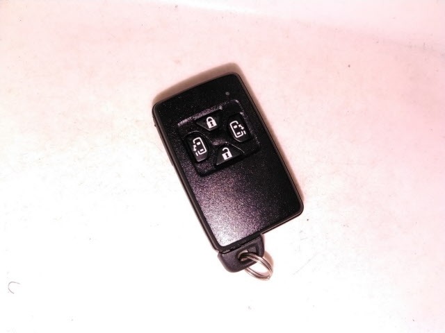 Toyota NOAH 2013 7738072-10