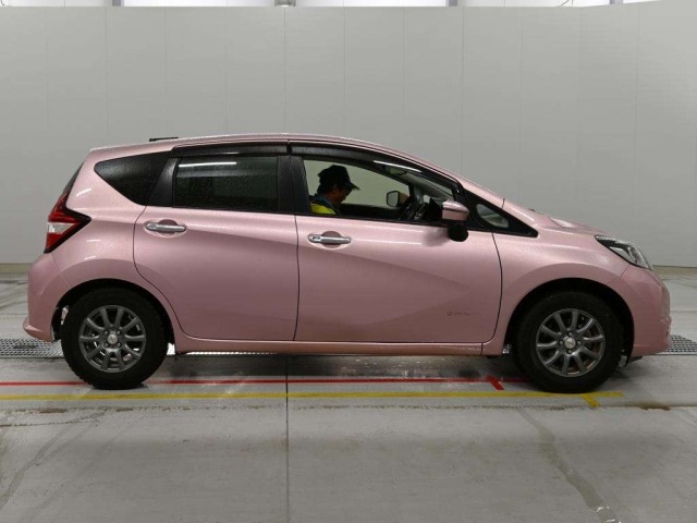 Nissan NOTE 2018 7744842-3