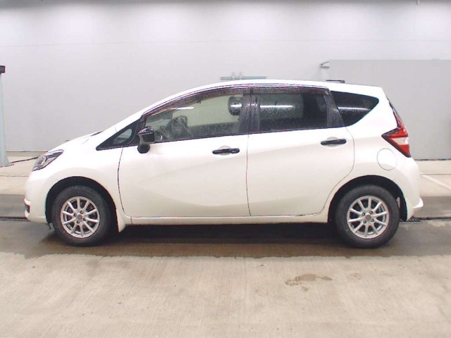 Nissan NOTE 2018 7744884-4