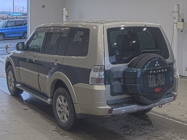 Mitsubishi PAJERO 2011 7733661-1