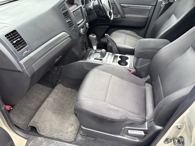 Mitsubishi PAJERO 2011 7733661-9
