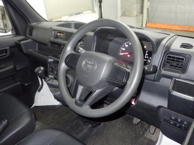 Toyota PIXIS VAN 2022 7743679-3
