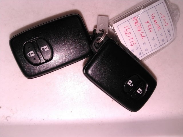 Toyota PRIUS 2013 7745279-10