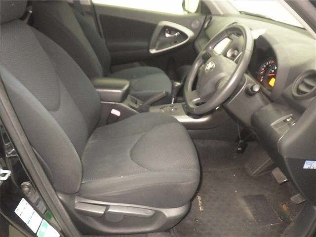 Toyota RAV4 2015 7745228-5