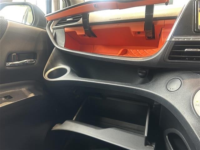 Toyota SIENTA 2016 7736144-5