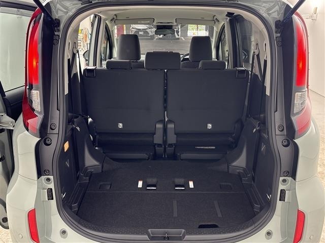 Toyota SIENTA 2023 7736151-11