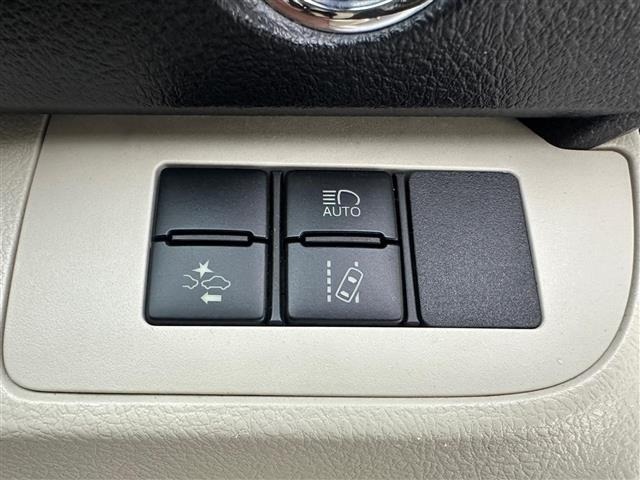 Toyota SIENTA 2017 7736152-7