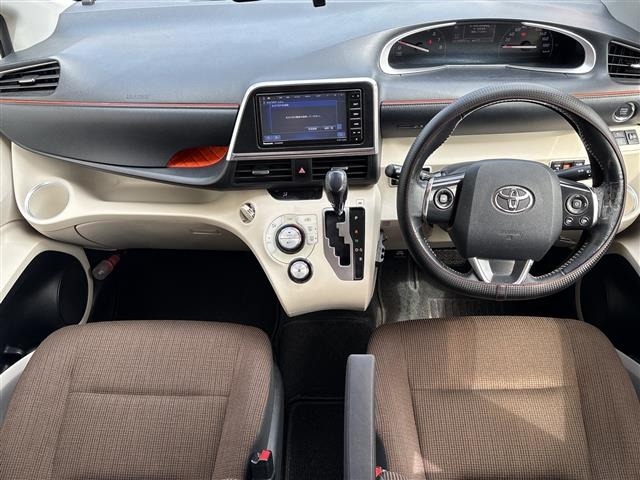 Toyota SIENTA 2015 7736176-2