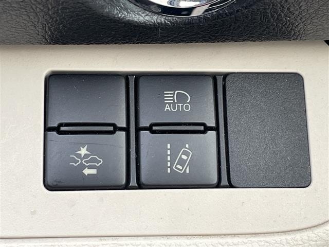 Toyota SIENTA 2017 7736184-20